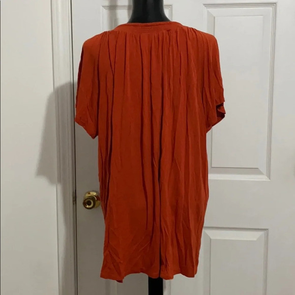 Jaclyn Smith Short Sleeve V Neck Shirt size XL - Picture 3 of 5